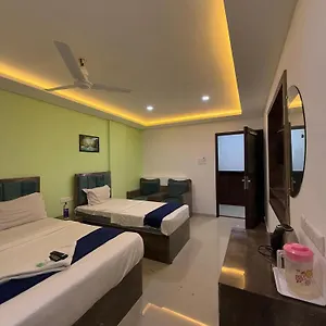 central-queens-residency.kerala-hotels.net/